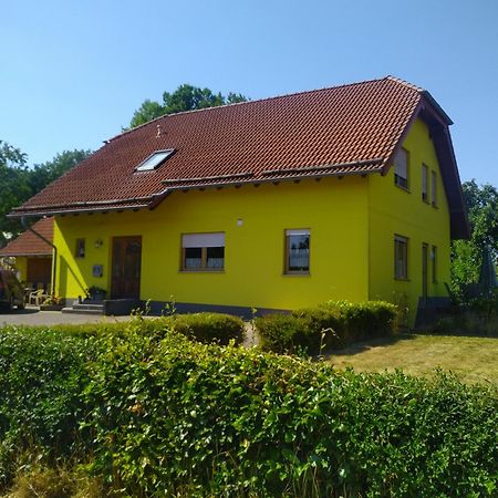 Urlaub Mit Hund Auf Dem Bauernhof Hofswald Lägenhet Euscheid Exteriör bild